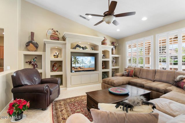 15807 W SILVER BREEZE Drive, Surprise, AZ 85374