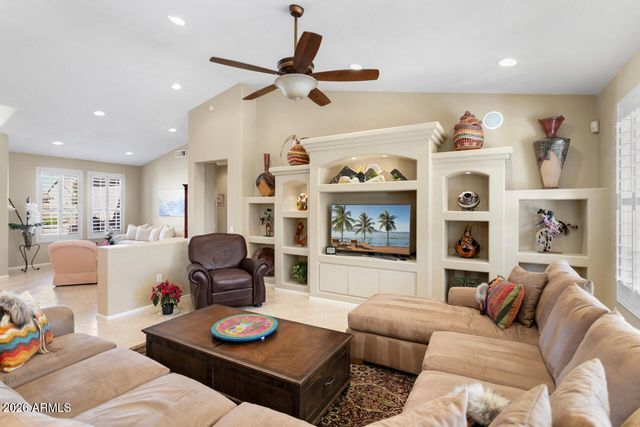 15807 W SILVER BREEZE Drive, Surprise, AZ 85374