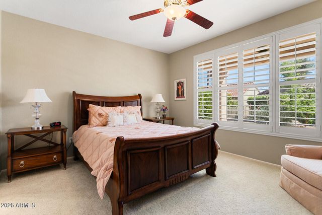 15807 W SILVER BREEZE Drive, Surprise, AZ 85374