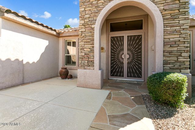 15807 W SILVER BREEZE Drive, Surprise, AZ 85374