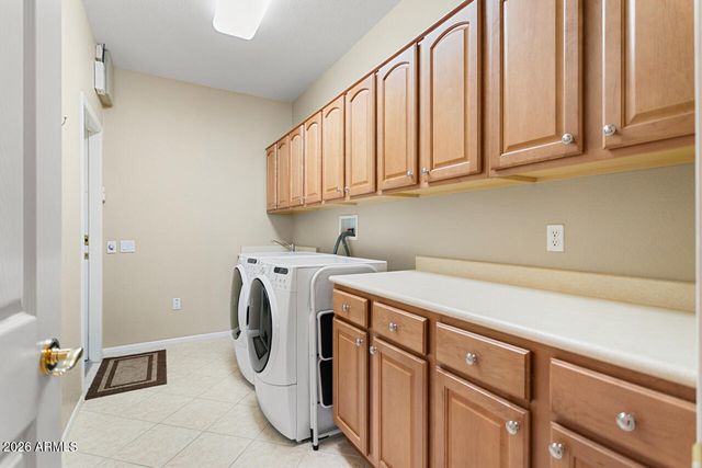 15807 W SILVER BREEZE Drive, Surprise, AZ 85374