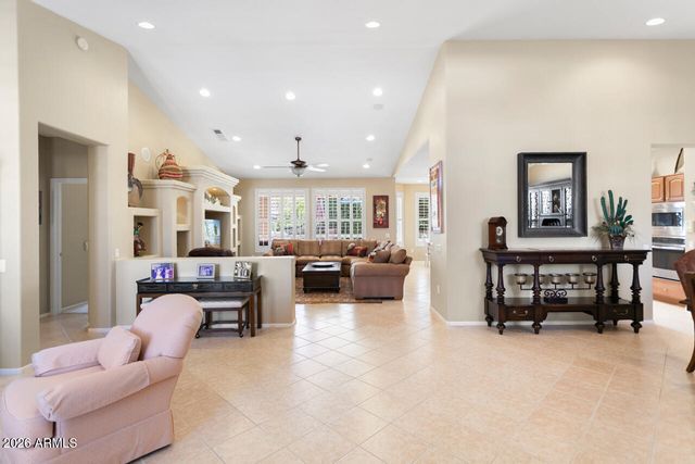 15807 W SILVER BREEZE Drive, Surprise, AZ 85374