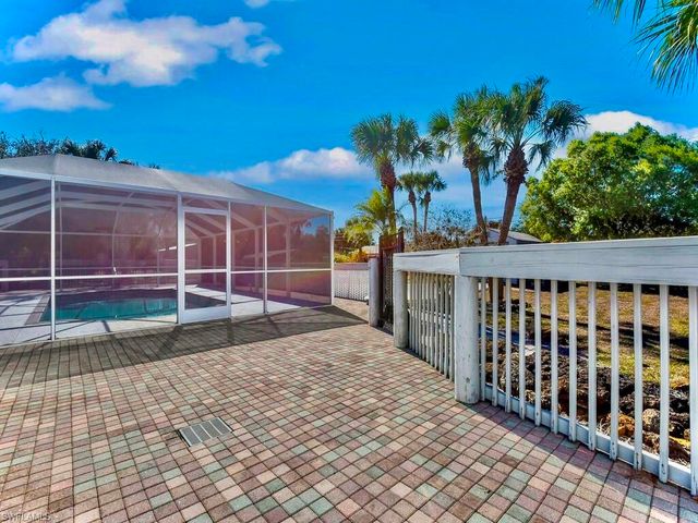 409 Edison AVE, Lehigh Acres, FL 33972