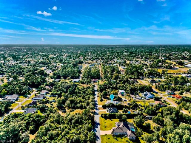 409 Edison AVE, Lehigh Acres, FL 33972