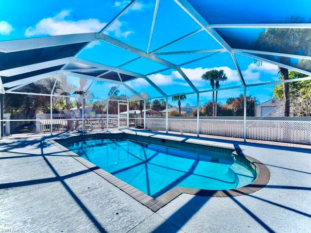 409 Edison AVE, Lehigh Acres, FL 33972