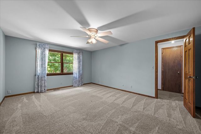 1846 Allen Lane, St. Charles, IL 60174
