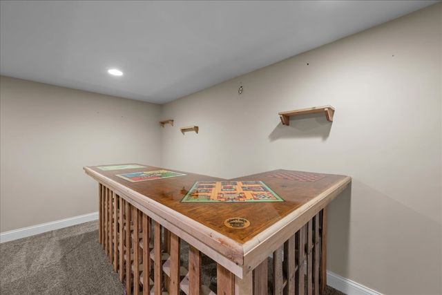 1846 Allen Lane, St. Charles, IL 60174