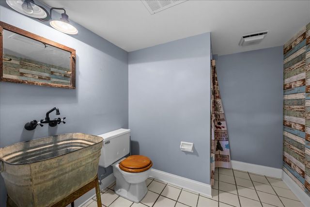 1846 Allen Lane, St. Charles, IL 60174