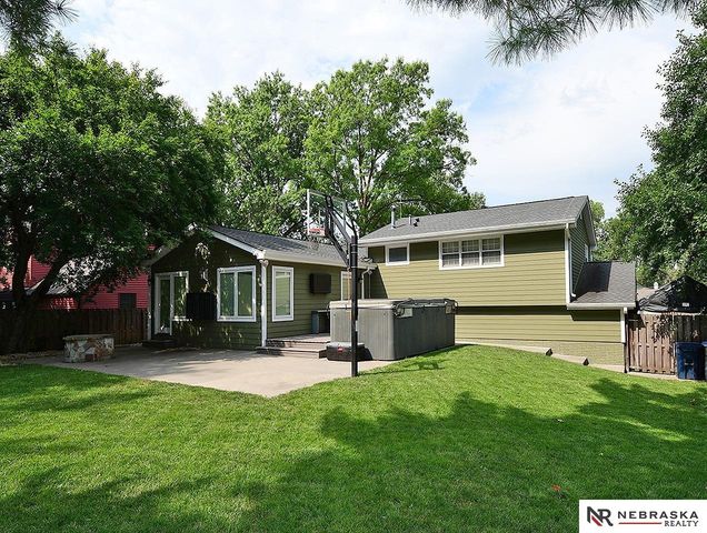 3620 S 34th Street, Lincoln, NE 68506