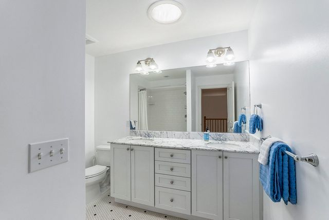 1010 Baldwin Avenue, Ann Arbor, MI 48104