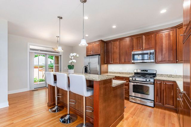 1010 Baldwin Avenue, Ann Arbor, MI 48104