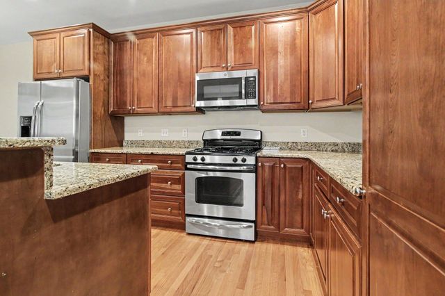 1010 Baldwin Avenue, Ann Arbor, MI 48104