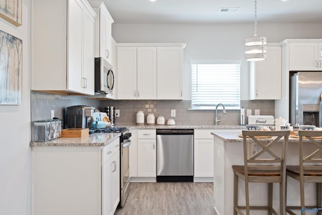 25676 Finchley Drive, Athens, AL 35613