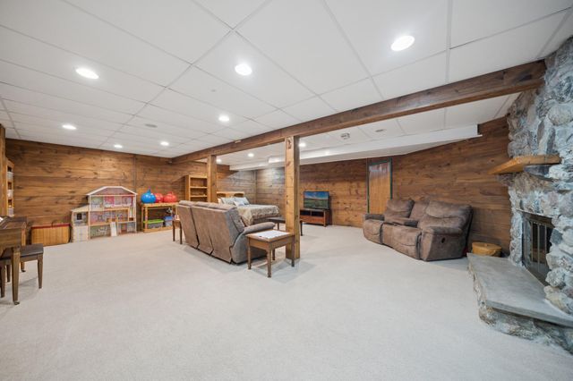 830 W Church Street, Belle Plaine, MN 56011