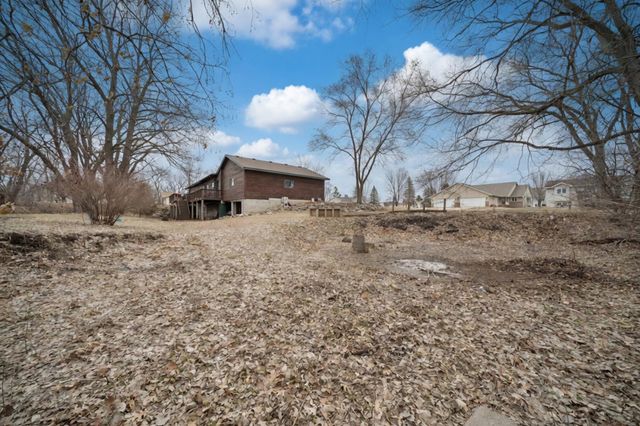 830 W Church Street, Belle Plaine, MN 56011