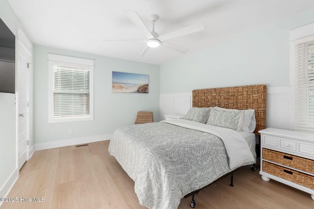 151 Hunting Bay Drive, Cape Carteret, NC 28584