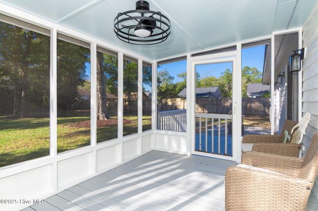 151 Hunting Bay Drive, Cape Carteret, NC 28584