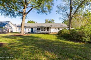 151 Hunting Bay Drive, Cape Carteret, NC 28584