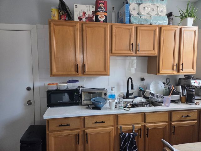 2333 W Ohio Street, Chicago, IL 60612