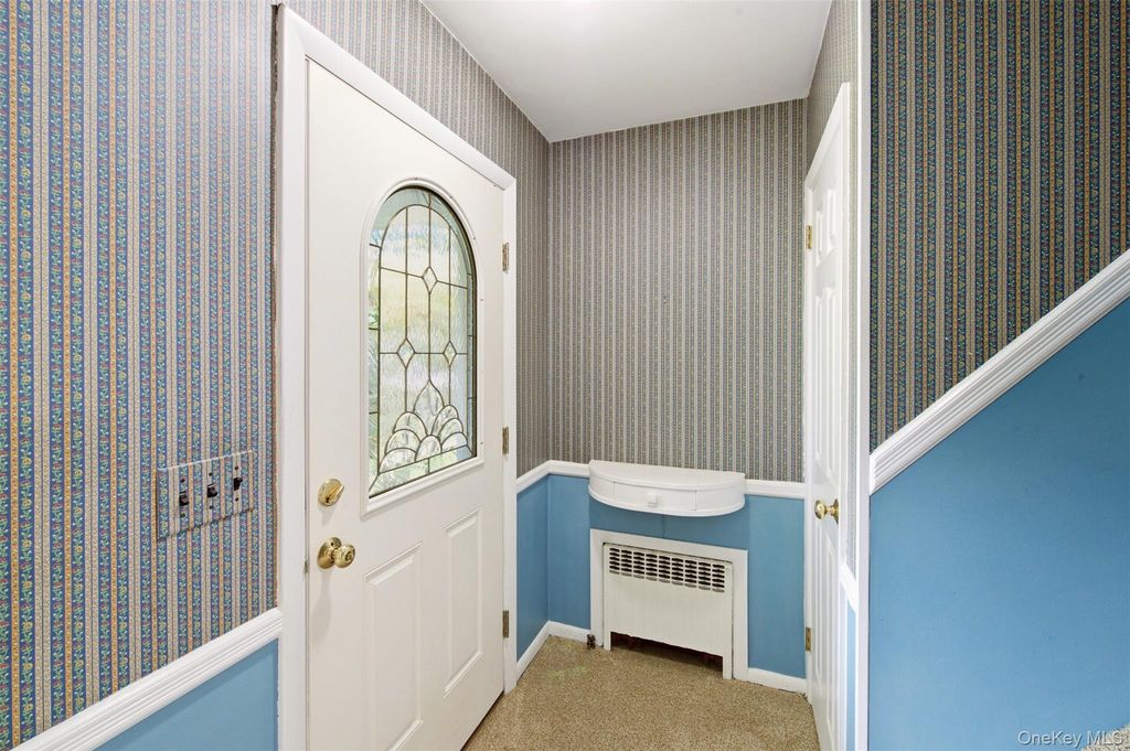 155 Hoover Place, Centerport, NY 11721 — photo 4
