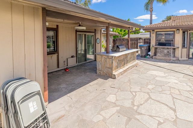 1602 Venetian Dr, Stockton, CA 95207