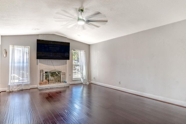 1602 Venetian Dr, Stockton, CA 95207