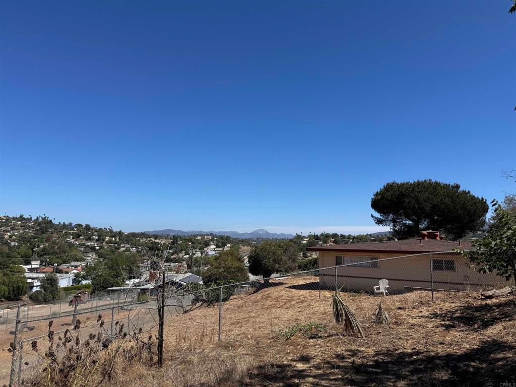 8965 Greenview Pl, Spring Valley, CA 91977 — photo 5