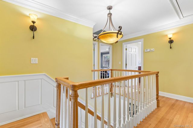 14 Thrush Court, East Northport, NY 11731
