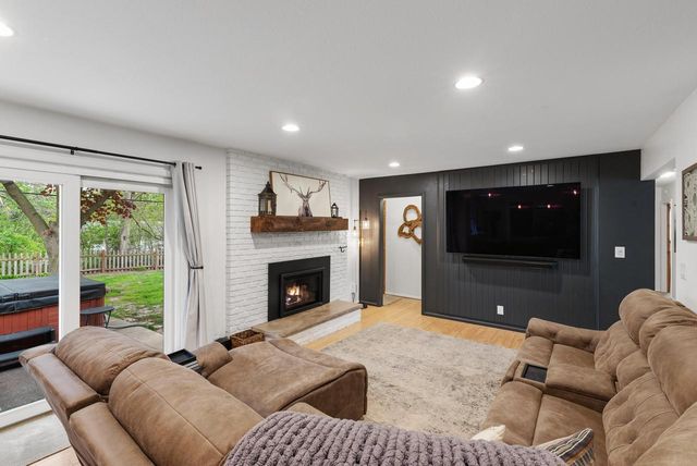 14675 Santa Rosa DRIVE, Brookfield, WI 53005