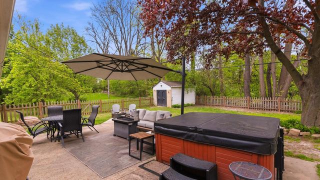 14675 Santa Rosa DRIVE, Brookfield, WI 53005