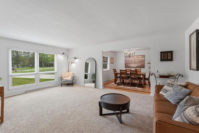 14675 Santa Rosa DRIVE, Brookfield, WI 53005