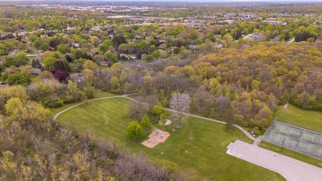 14675 Santa Rosa DRIVE, Brookfield, WI 53005