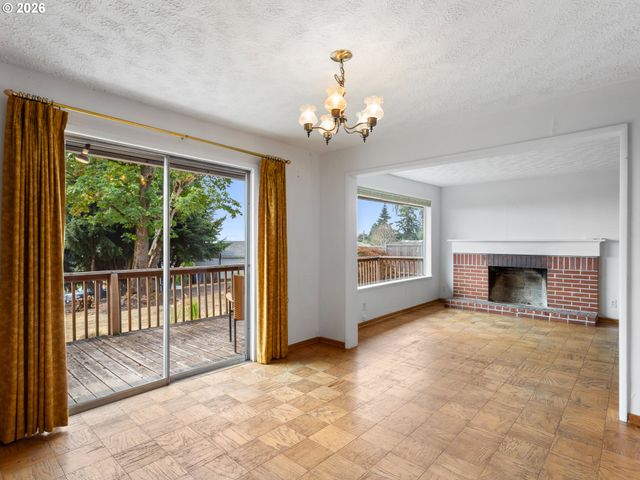 2915 E MCLOUGHLIN Blvd, Vancouver, WA 98661