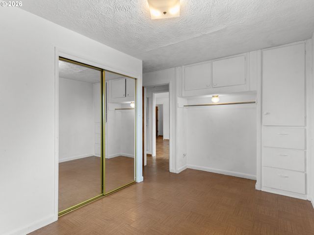 2915 E MCLOUGHLIN Blvd, Vancouver, WA 98661