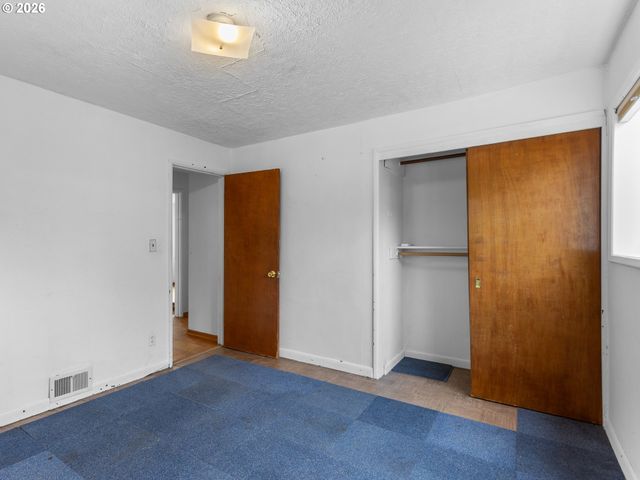 2915 E MCLOUGHLIN Blvd, Vancouver, WA 98661