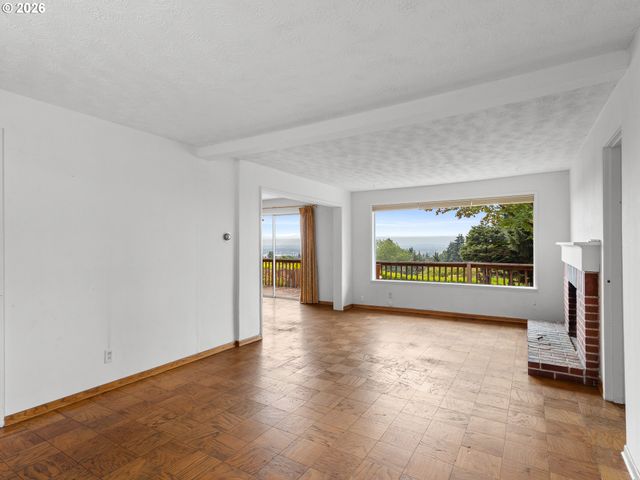 2915 E MCLOUGHLIN Blvd, Vancouver, WA 98661