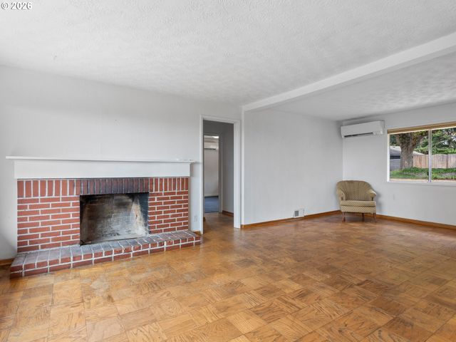 2915 E MCLOUGHLIN Blvd, Vancouver, WA 98661