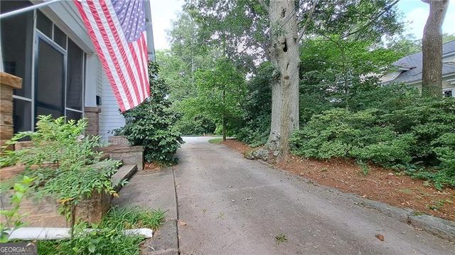 1025 Main Street, Stone Mountain, GA 30083