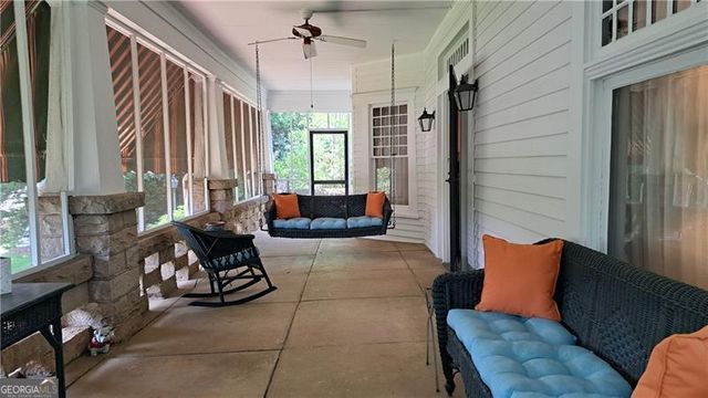 1025 Main Street, Stone Mountain, GA 30083