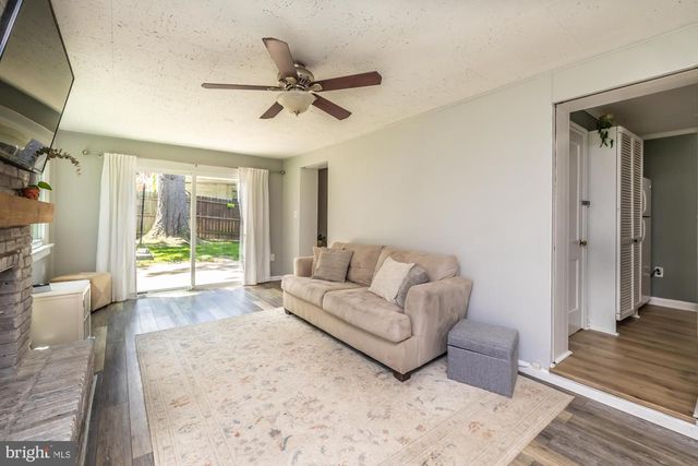 3024 JOSHUA RD, Lafayette Hill, PA 19444
