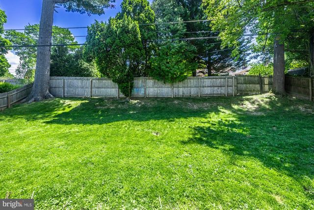 3024 JOSHUA RD, Lafayette Hill, PA 19444