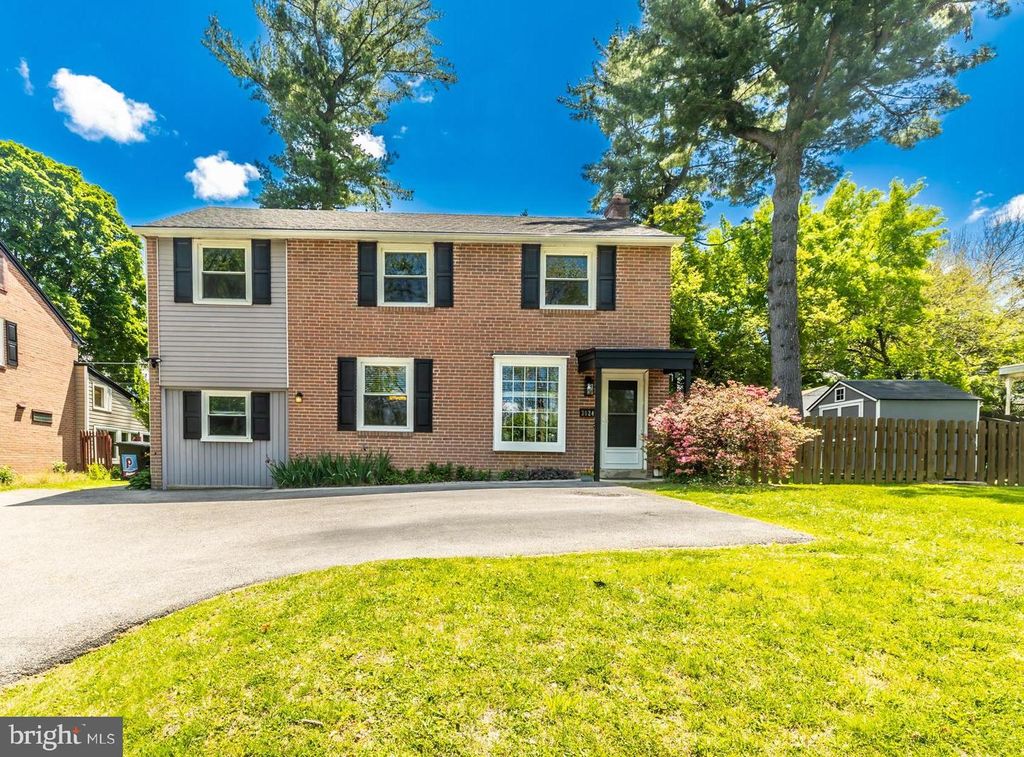 3024 JOSHUA RD, Lafayette Hill, PA 19444
