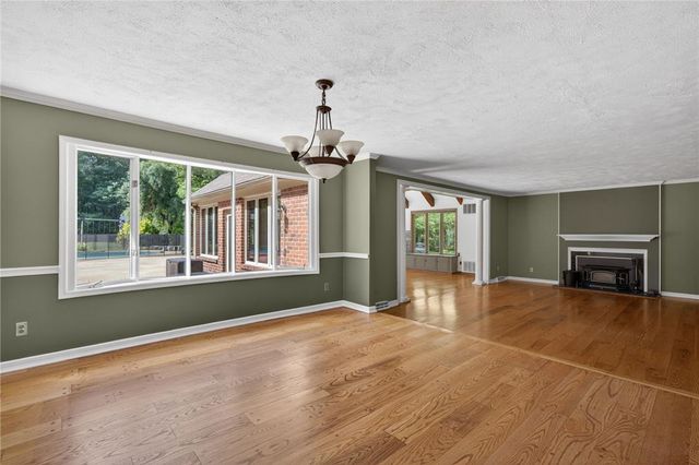 1371 Stoke Park Road, Hanover Twp, PA 18017