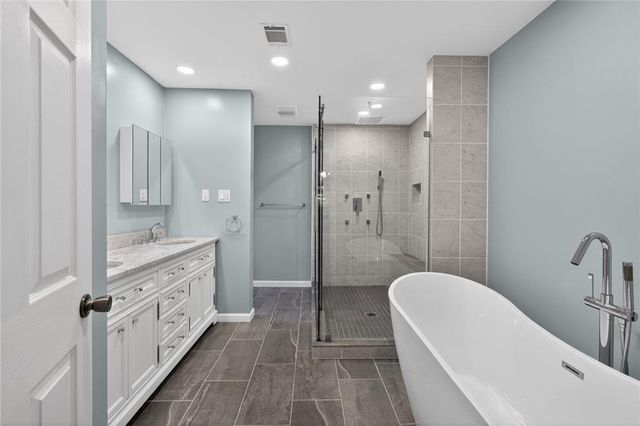 1371 Stoke Park Road, Hanover Twp, PA 18017