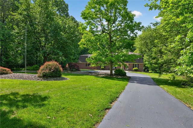 1371 Stoke Park Road, Hanover Twp, PA 18017
