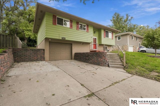 123 James Street, Plattsmouth, NE 68048