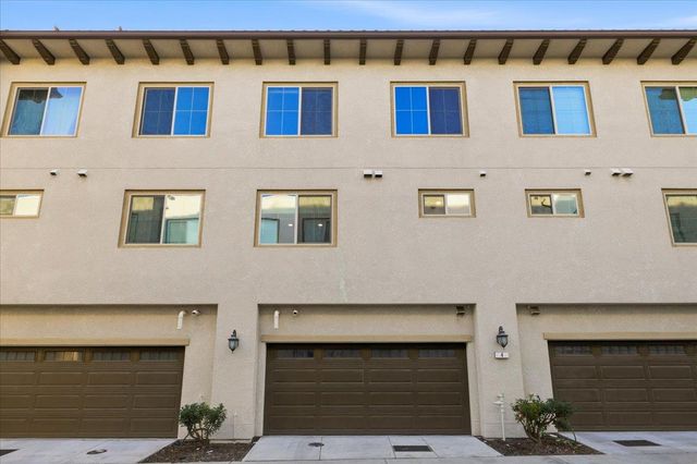 3058 San Jose Vineyard Court 4, San Jose, CA 95136