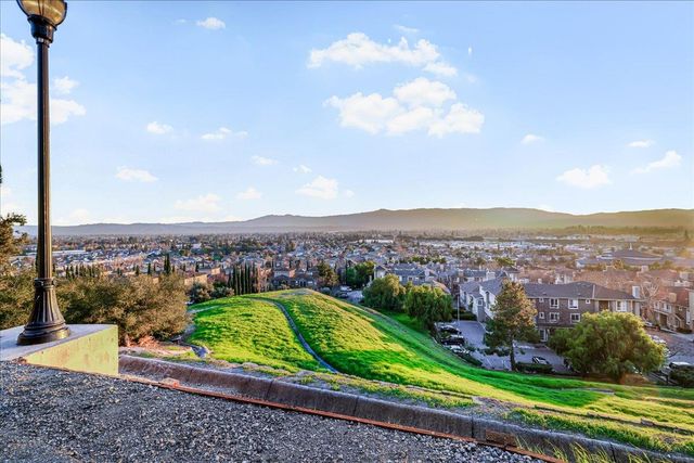 3058 San Jose Vineyard Court 4, San Jose, CA 95136