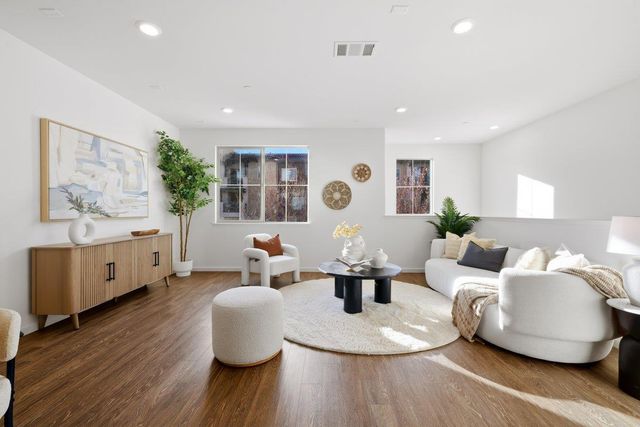 3058 San Jose Vineyard Court 4, San Jose, CA 95136