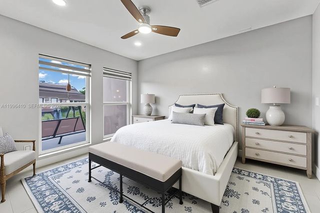 19530 NW 55th Circle Place, Miami Gardens, FL 33055